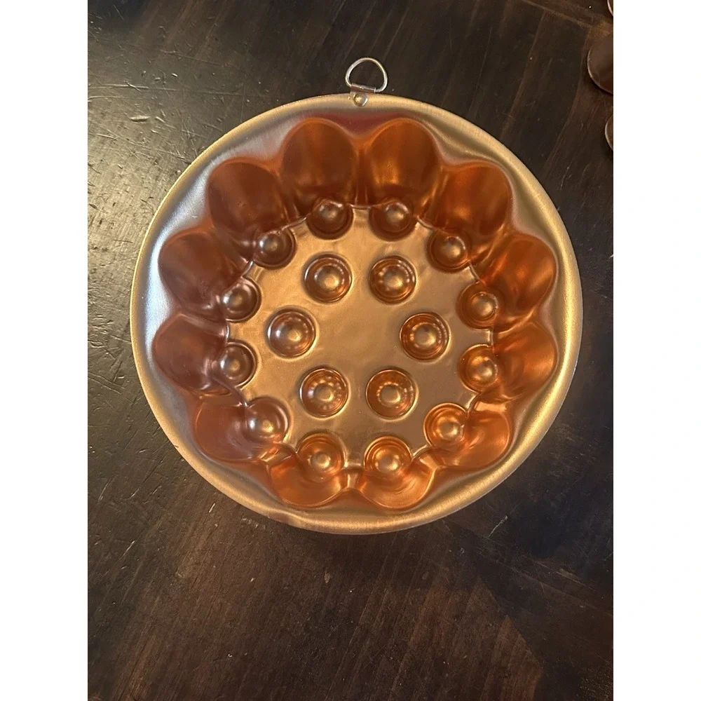 Vintage Metal  Molds Pan Wall Hangings Decor Copper‎ Color, Set of 4